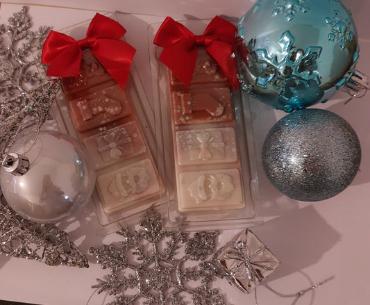 Sant's Little Helper